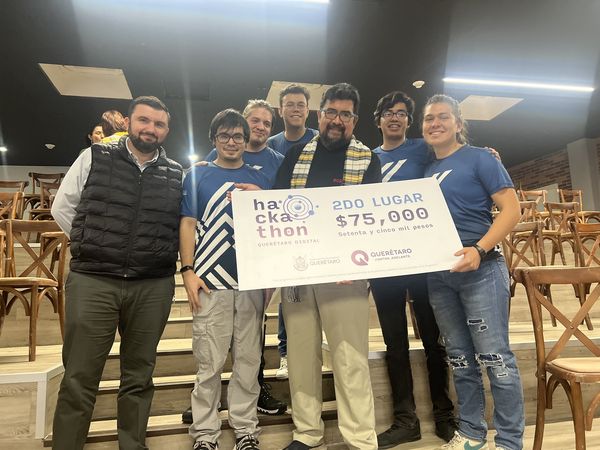 ¡GUERREROS GANAN 2DO LUGAR EN HACKATHON!