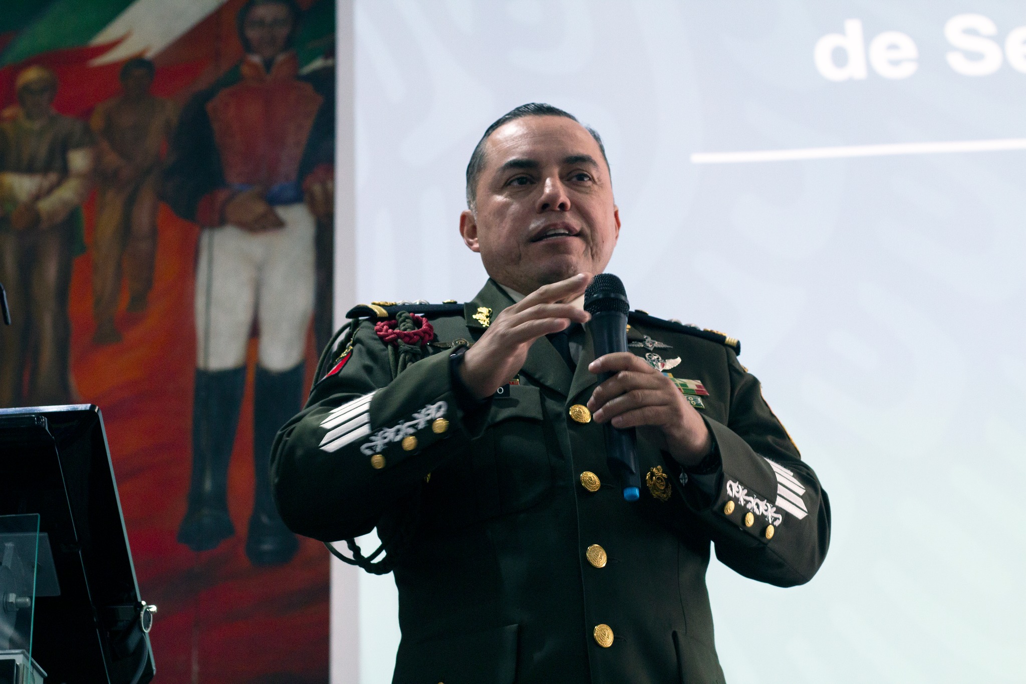 GENERAL DE BRIGADA JULIO CÉSAR MORENO MIJANGOS IMPARTE PLÁTICA SOBRE SEGURIDAD NACIONAL