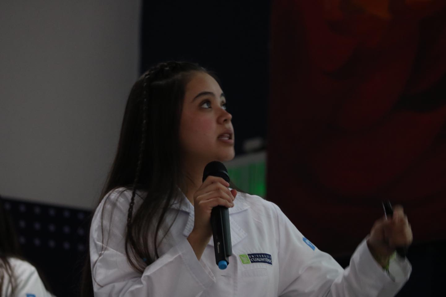 ALUMNOS DE MEDICINA PRESENTAN GENÉTICA HUMANA