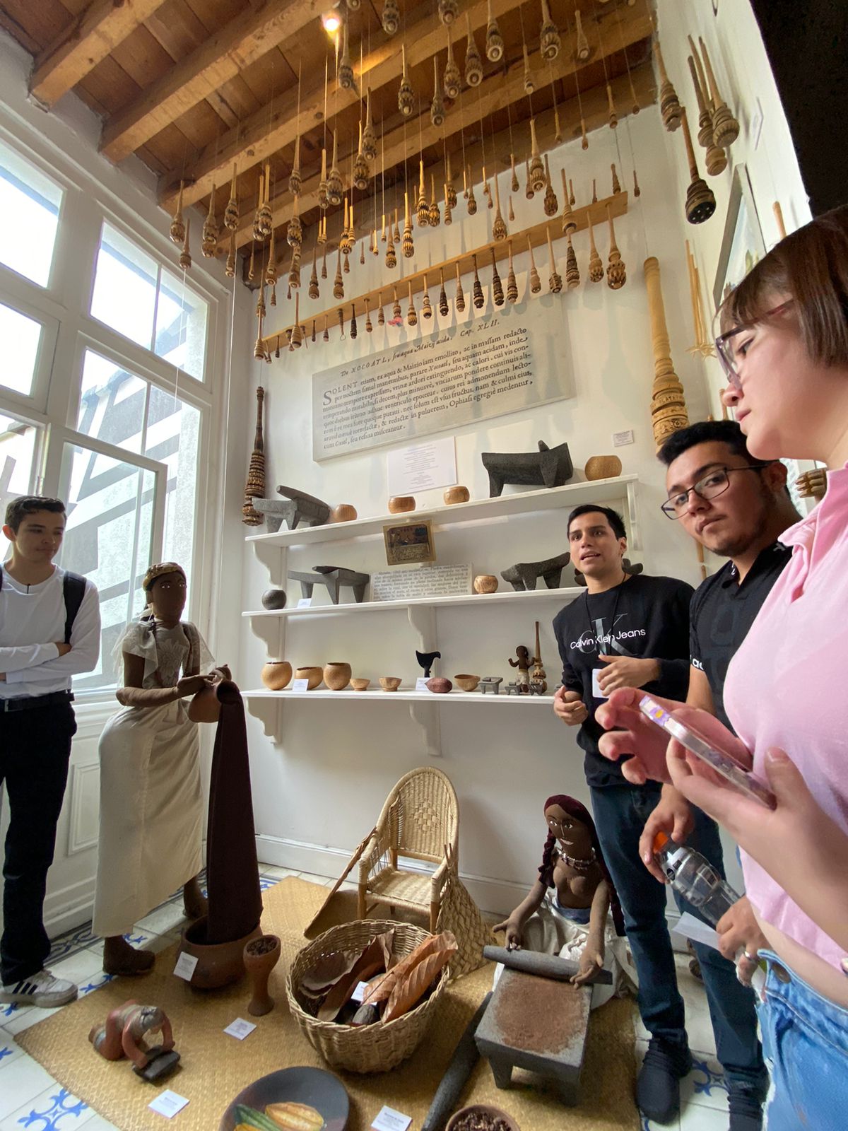 ALUMNOS DE TURISMO VISITAN EL MUSEO DEL CHOCOLATE Y EL MERCADO SAN JUAN EN CDMX