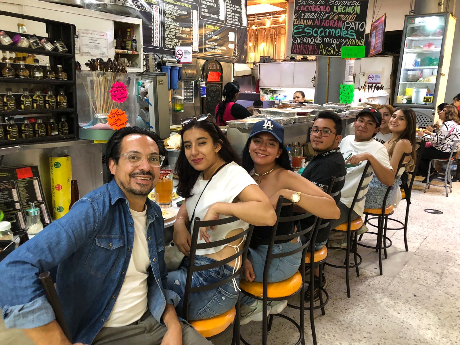 ALUMNOS DE TURISMO VISITAN EL MUSEO DEL CHOCOLATE Y EL MERCADO SAN JUAN EN CDMX