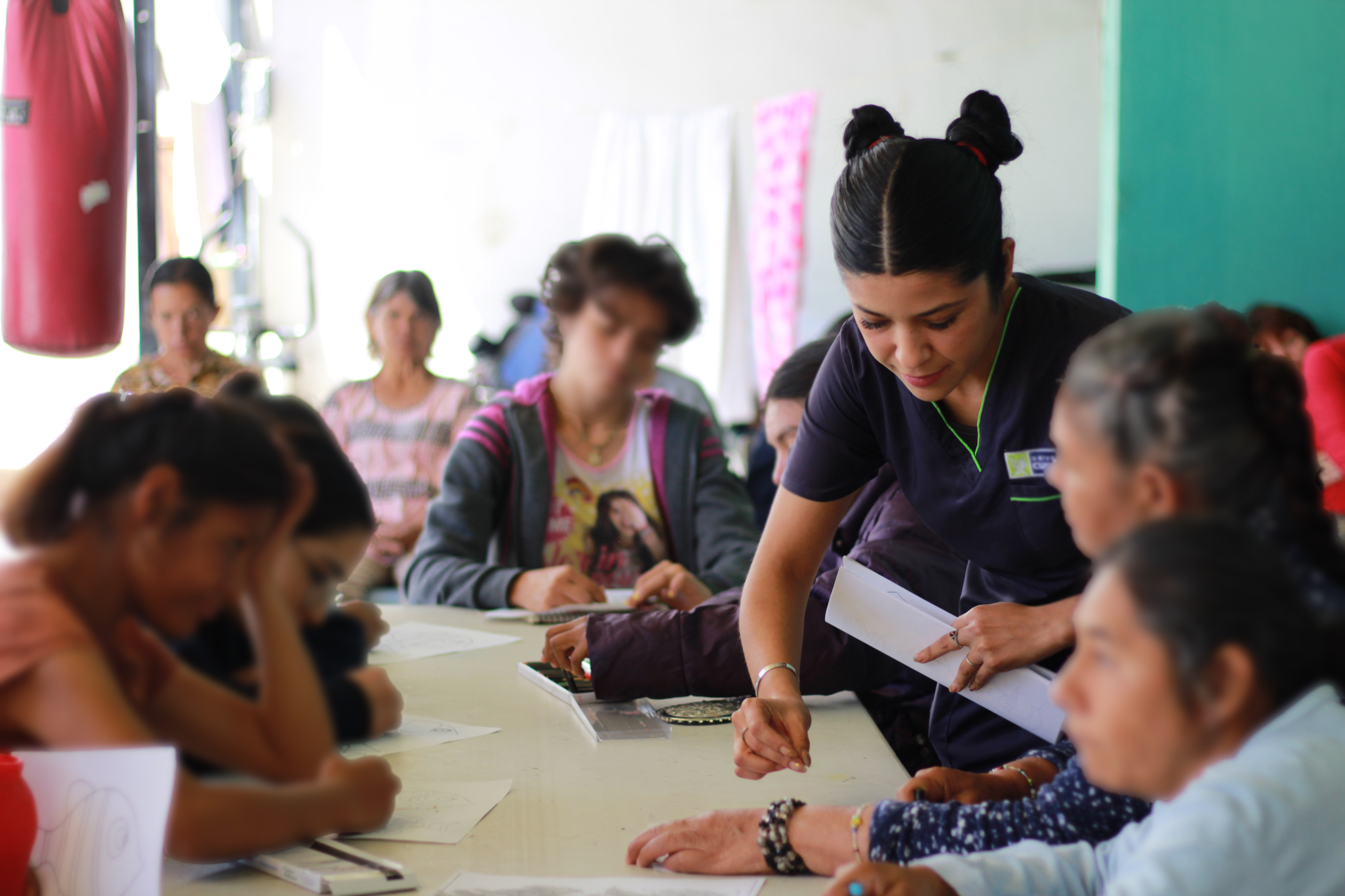 UNIVERSIDAD CUAUHTÉMOC REALIZA LA ENTREGA DE JUGUETES EN LA COMUNIDAD DE QUITILLOS, AMEALCO DE BONFIL