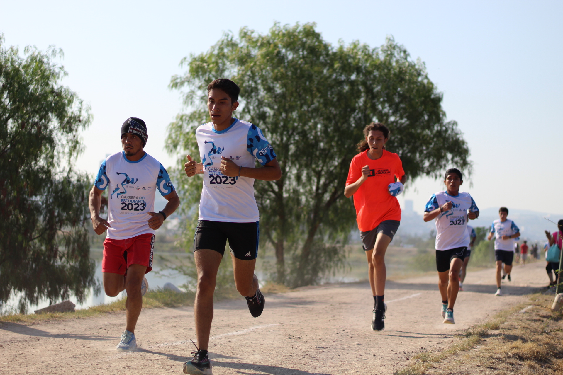 FISIOTERAPIA BRINDÓ TRATAMIENTOS DE RECUPERACIÓN EN LA “CARRERA DEL ESTUDIANTE 2023”