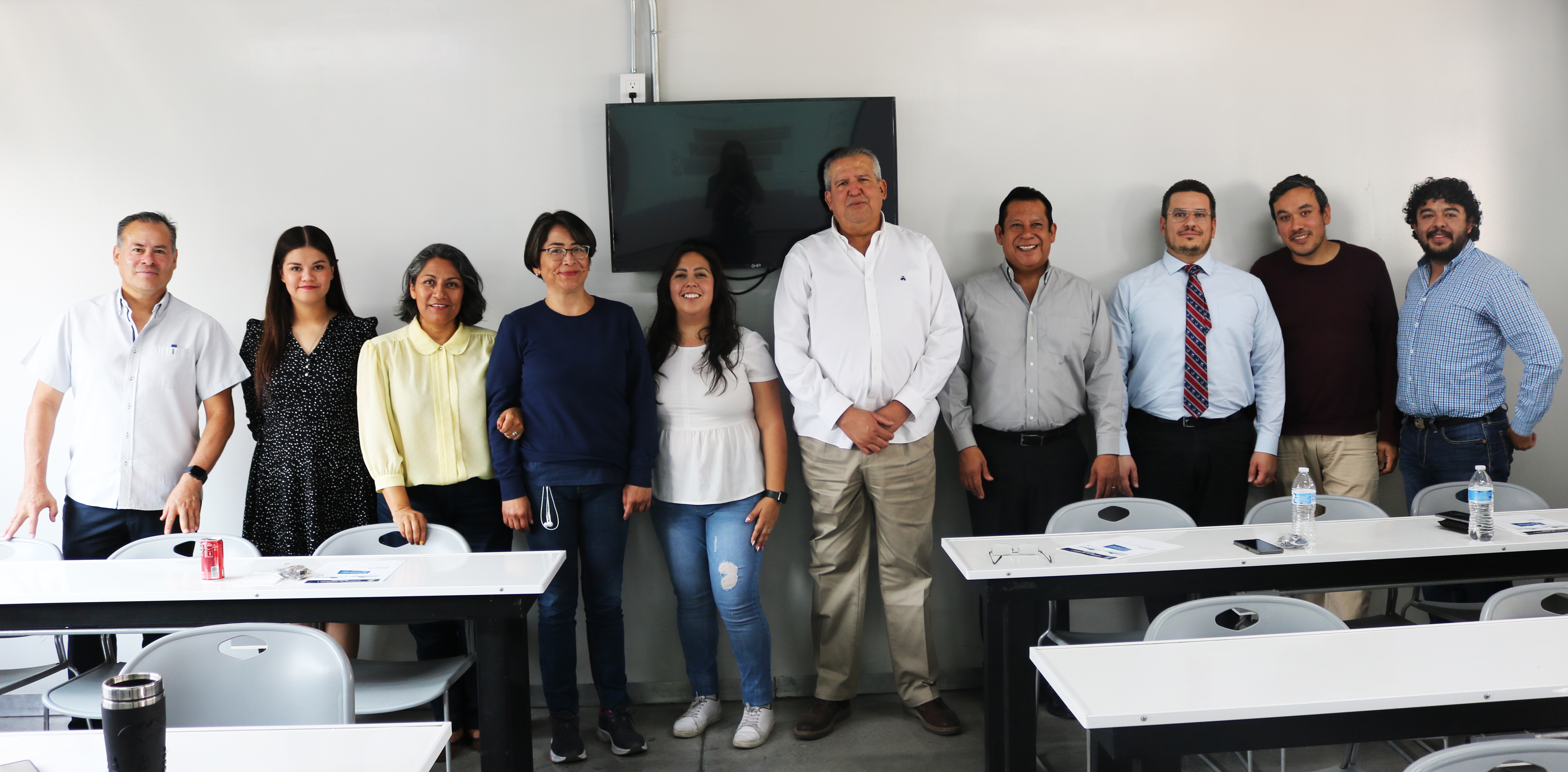 ASISTIMOS A LA JUNTA DOCENTE CUATRIMESTRAL