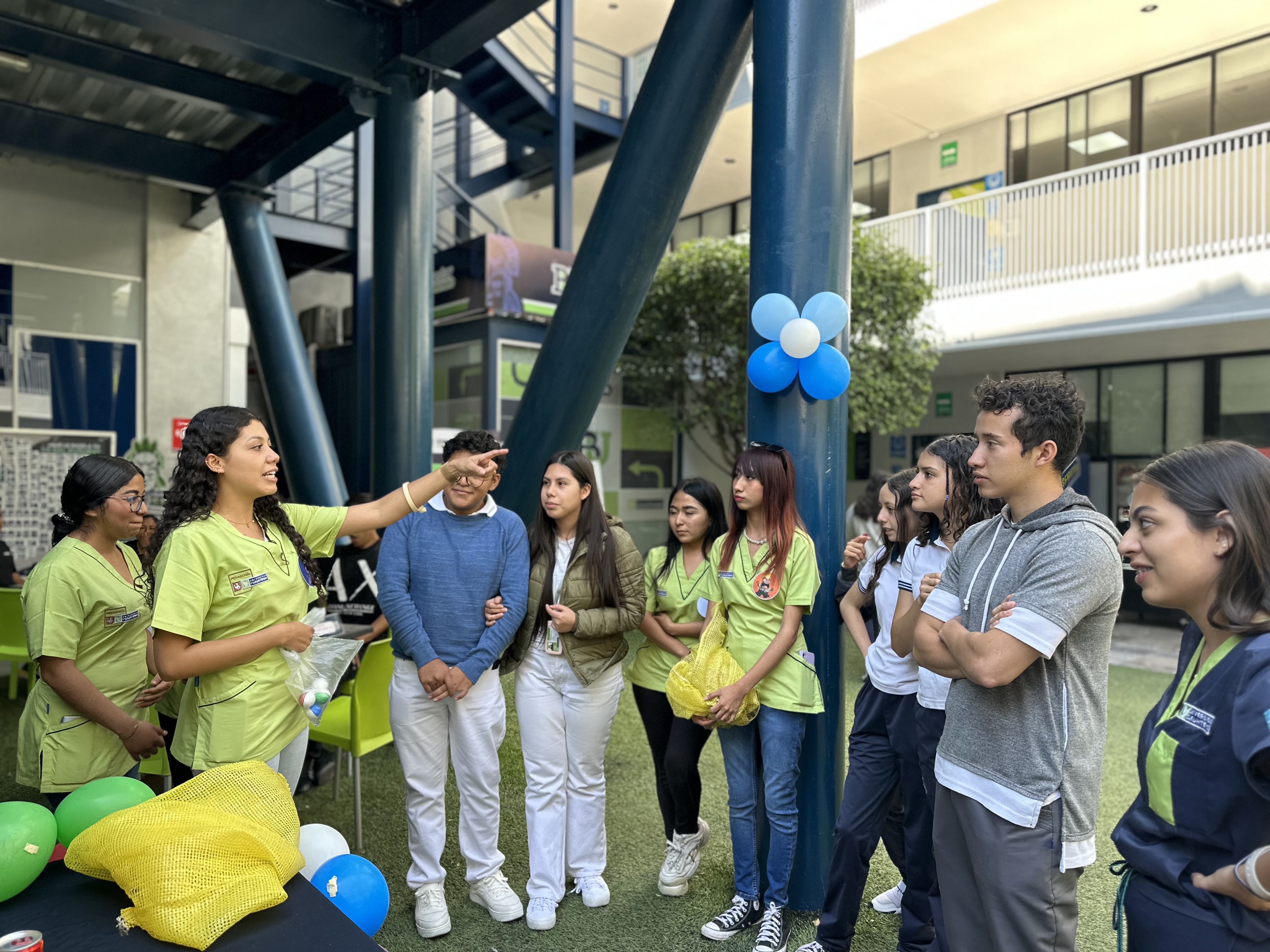 ALUMNAS DE PEDAGOGÍA PRESENTAN “RESPONSABILIDAD AFECTIVA’’