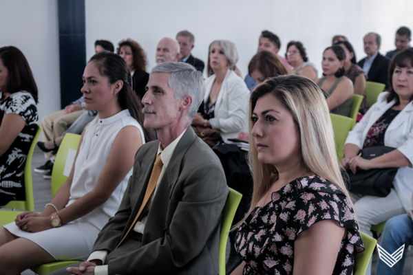 Entrega de Reconocimientos a Diplomados Odontológicos