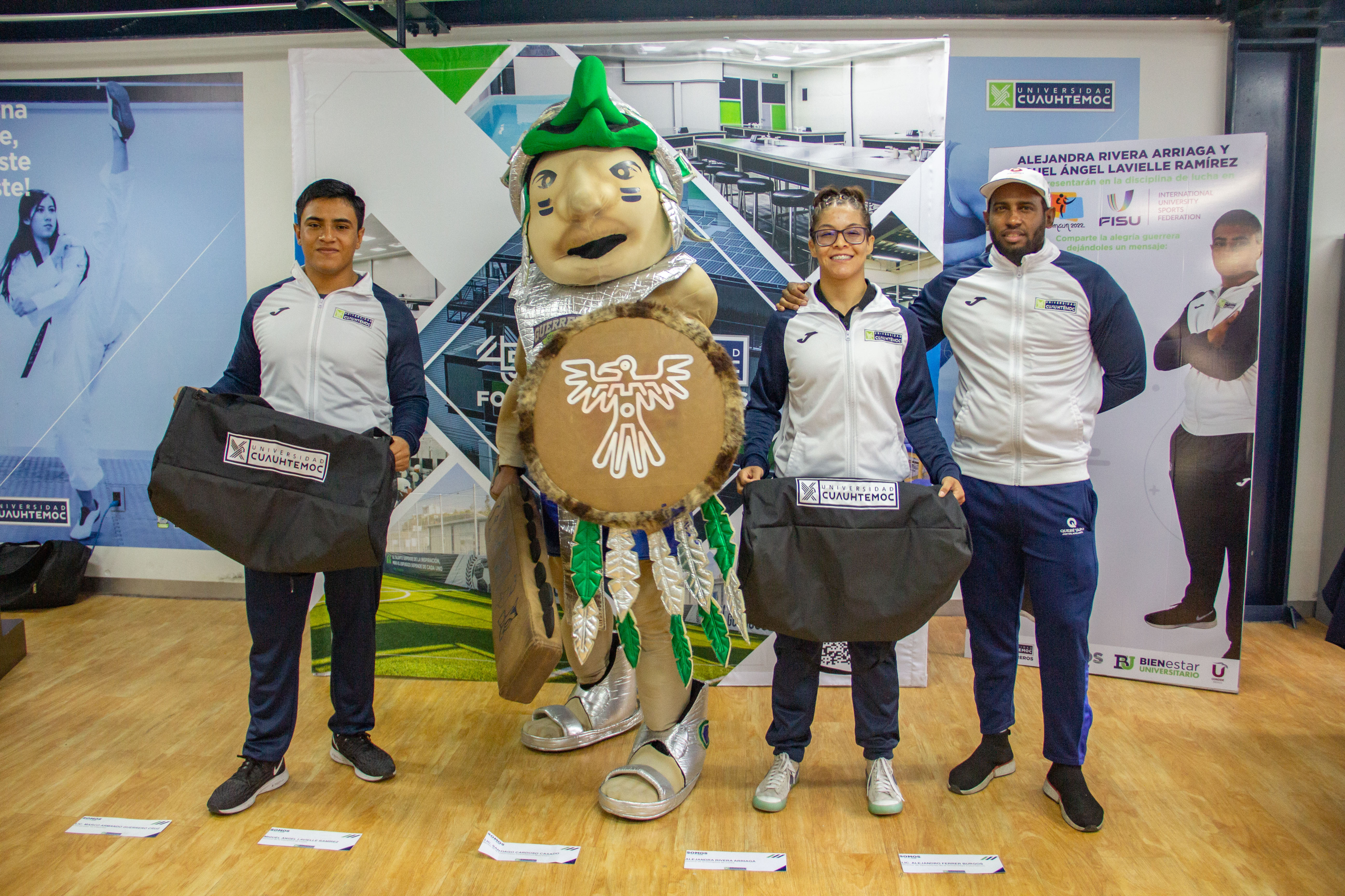 ¡GUERREROS REPRESENTAN A LA UCQ Y MÉXICO EN TURQUÍA!