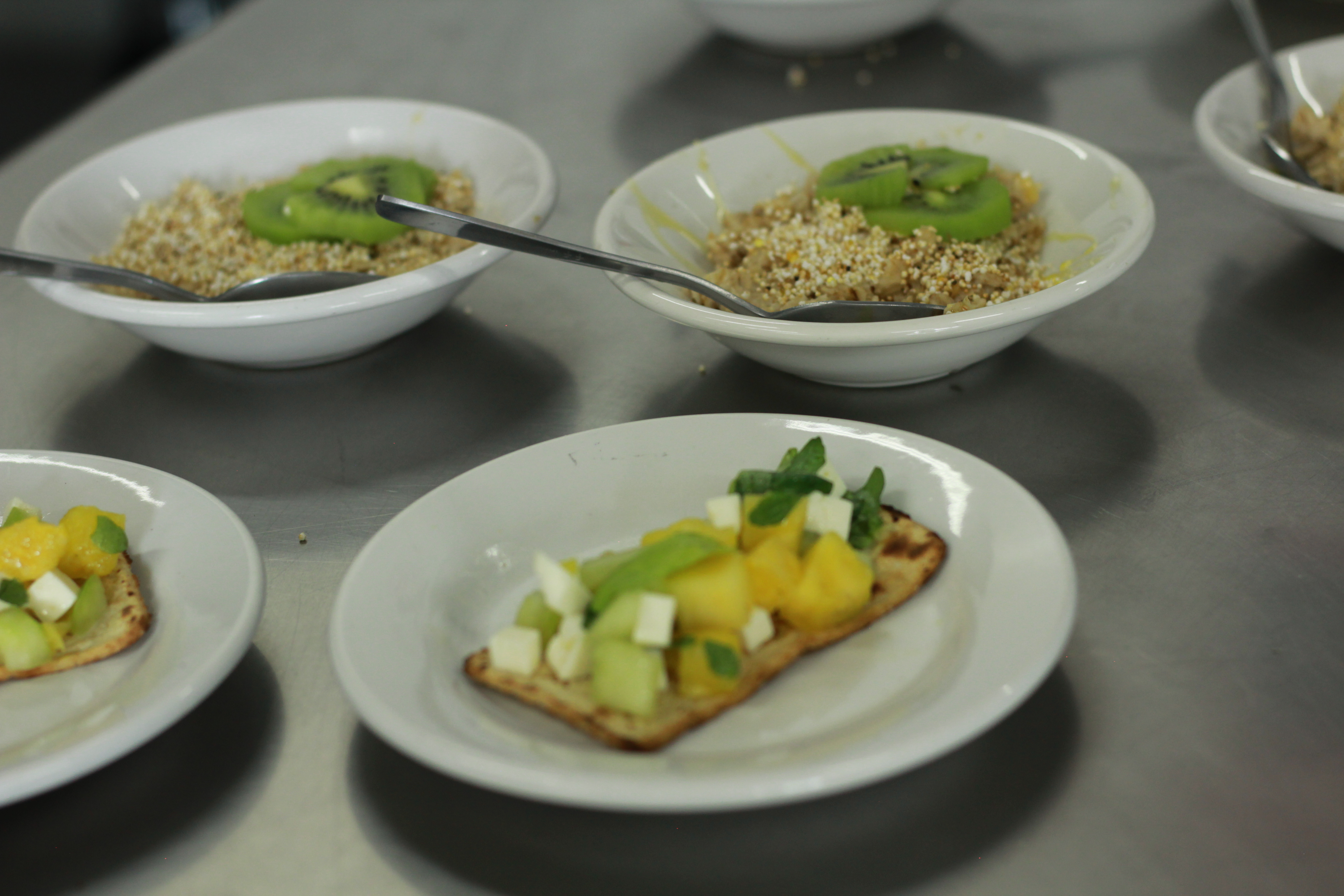 Primera generación de la Licenciatura en Nutrición participa en concurso por el Día del Nutriólogo.