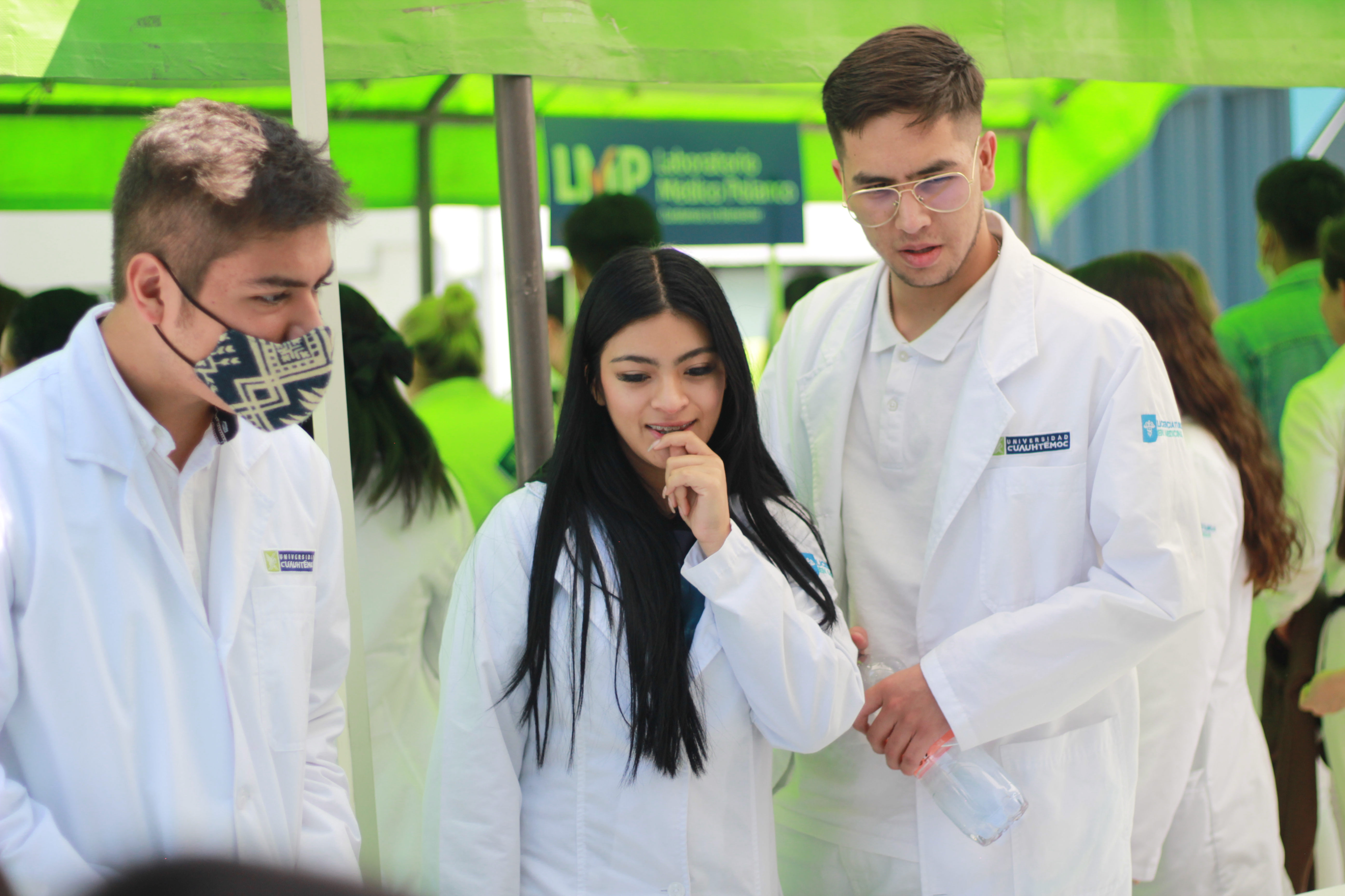 UN DÍA EN LA VIDA DE UN MÉDICO