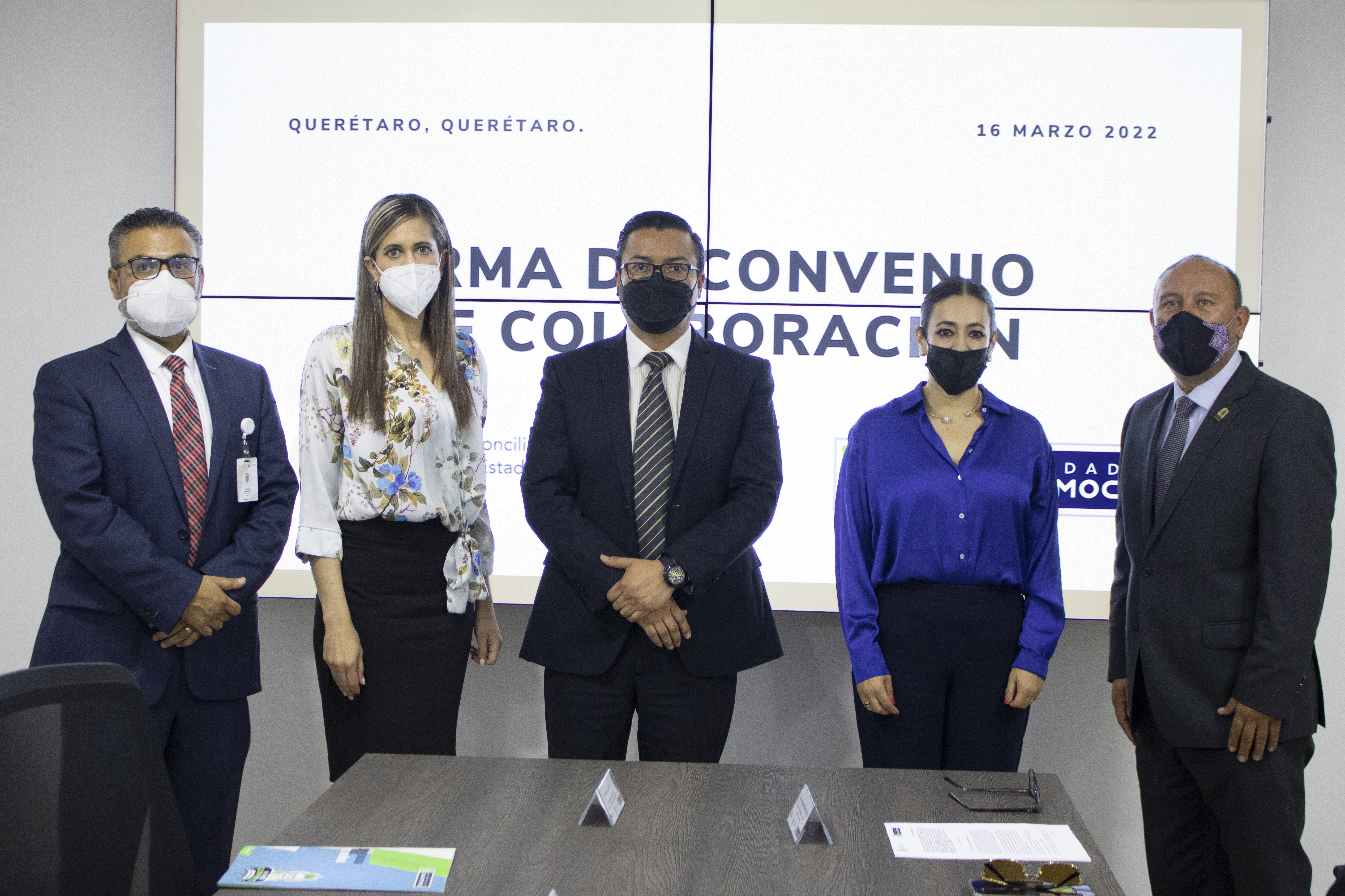 FIRMA DE CONVENIO CON CENTRO DE CONCILIACIÓN LABORAL DEL ESTADO DE QUERÉTARO Y LA UNIVERSIDAD CUAUHTÉMOC