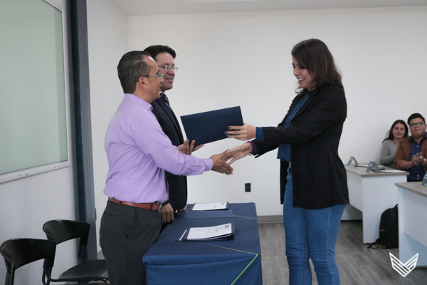 Se graduó la 1er generación del Curso de Servicio al Cliente