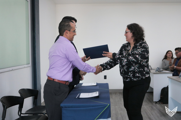 Se graduó la 1er generación del Curso de Servicio al Cliente