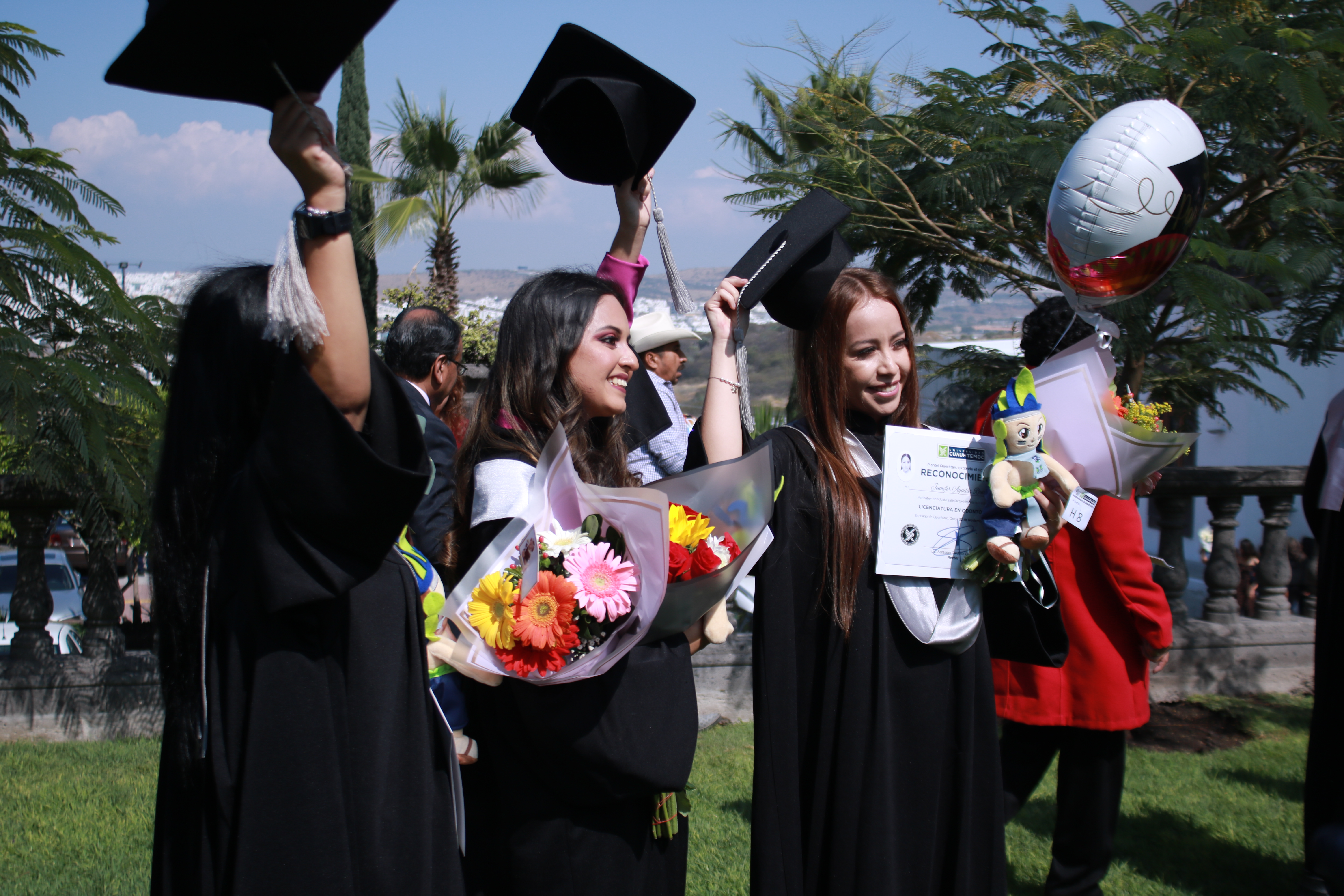 ¡CELEBRAMOS A NUESTROS GUERREROS GRADUADOS!