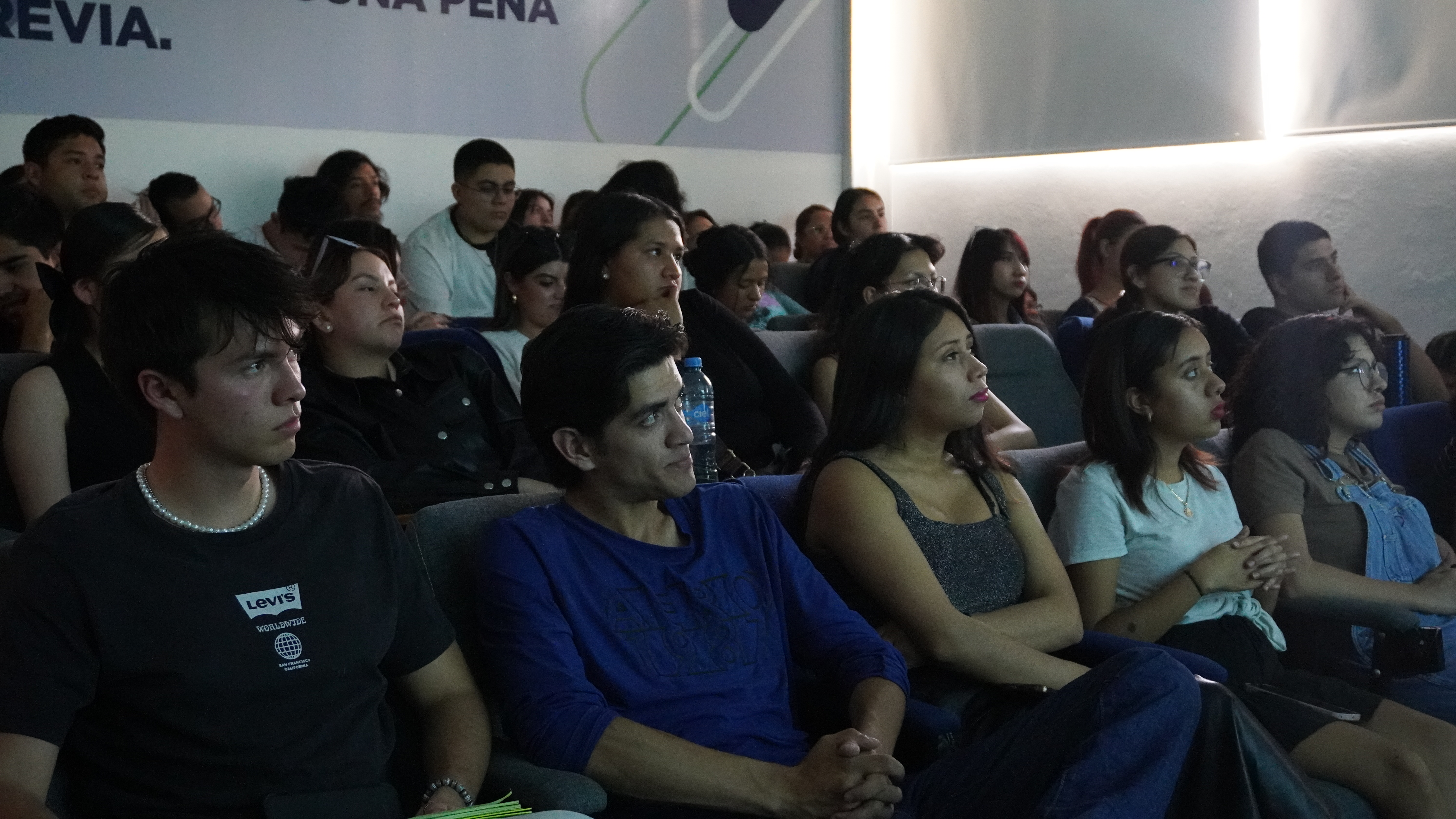 CONFERENCIA: APORTES DE LA PEDAGOGÍA EN INVESTIGACIÓN EDUCATIVA
