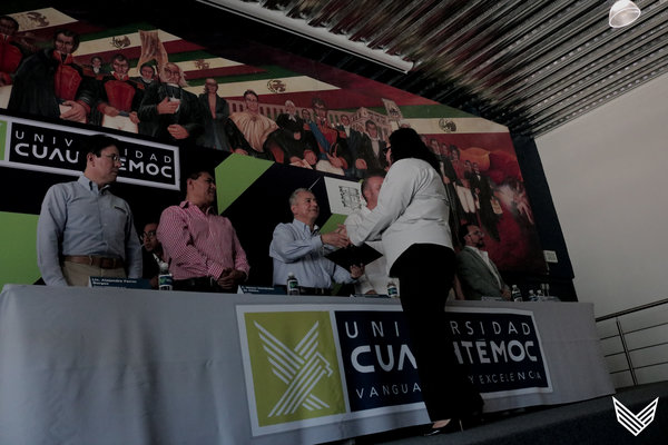 Entrega de reconocimientos a funcionarios de El Marqués