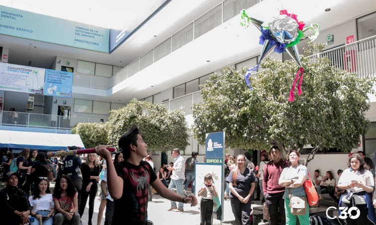 Unversidad cuauhtemoc vida universitaria queretaro